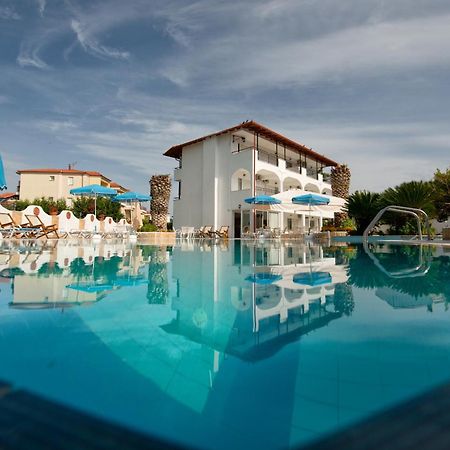 פורקה Estia Hotel מראה חיצוני תמונה