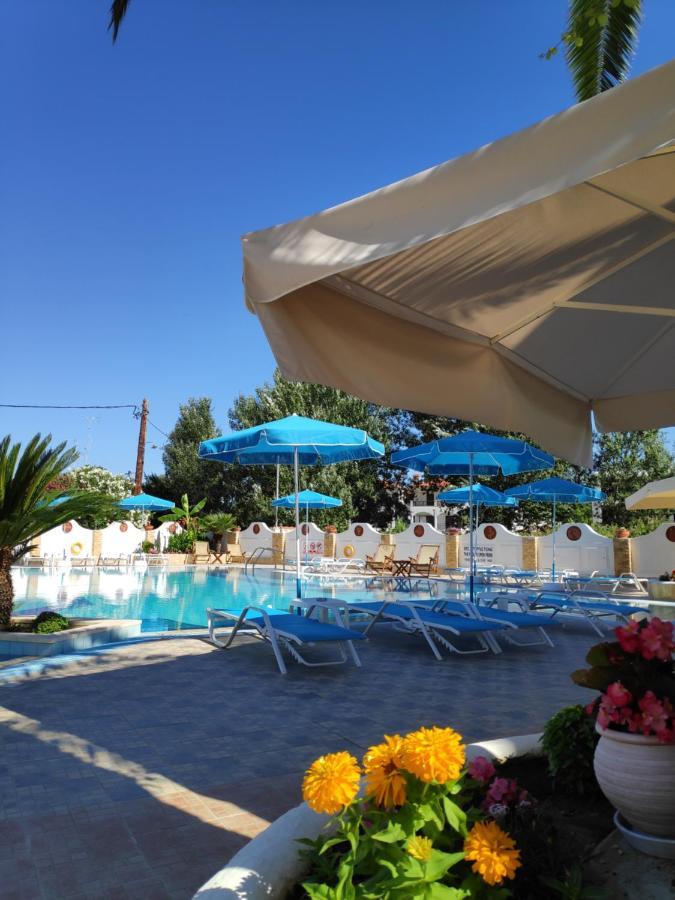 פורקה Estia Hotel מראה חיצוני תמונה