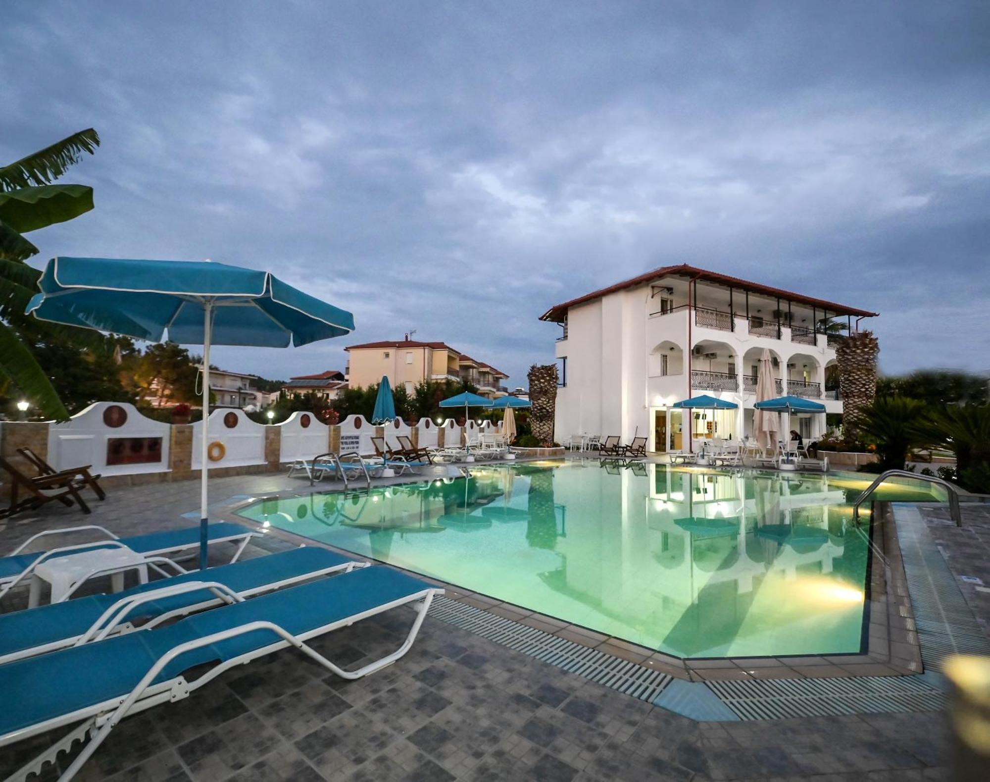 פורקה Estia Hotel מראה חיצוני תמונה