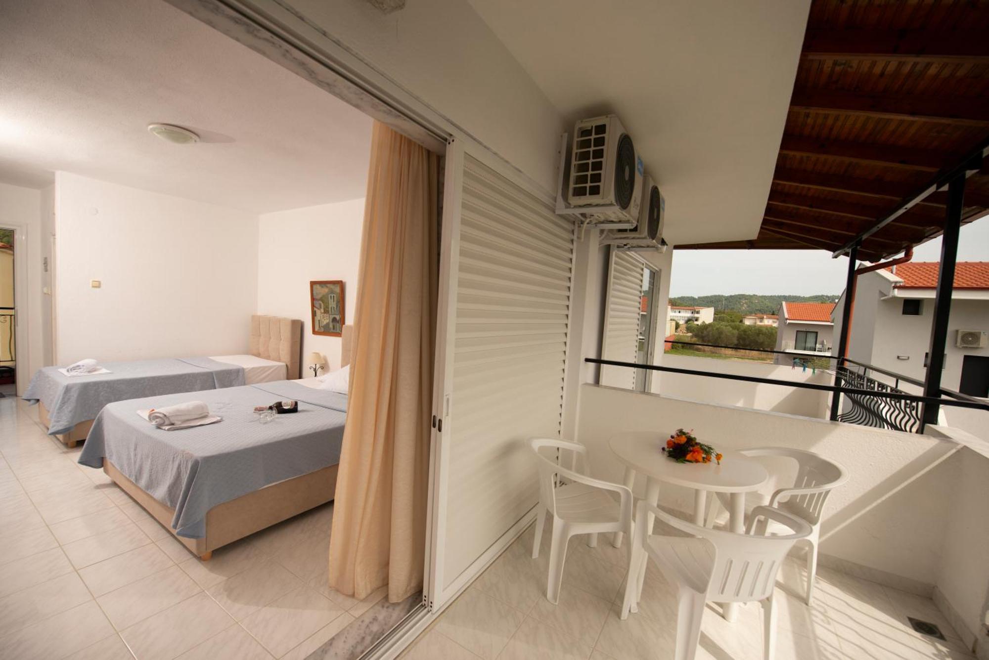 פורקה Estia Hotel מראה חיצוני תמונה