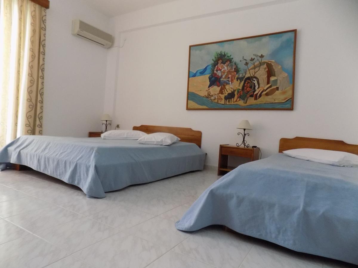 פורקה Estia Hotel מראה חיצוני תמונה