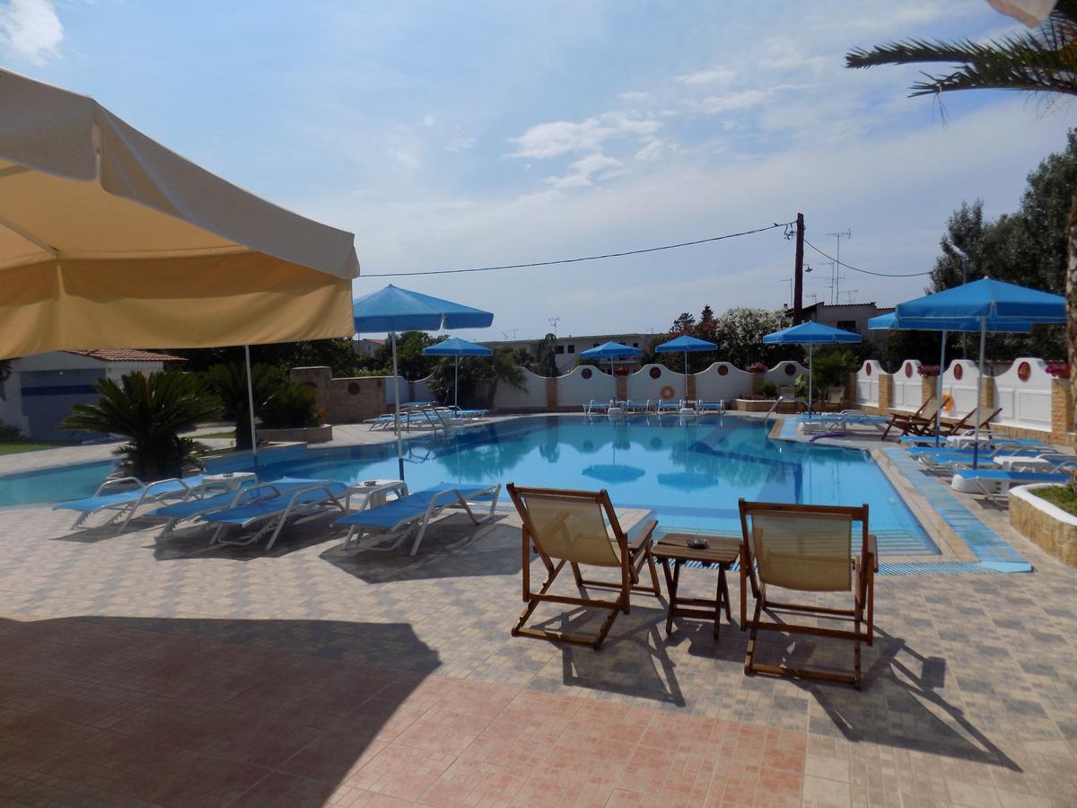 פורקה Estia Hotel מראה חיצוני תמונה